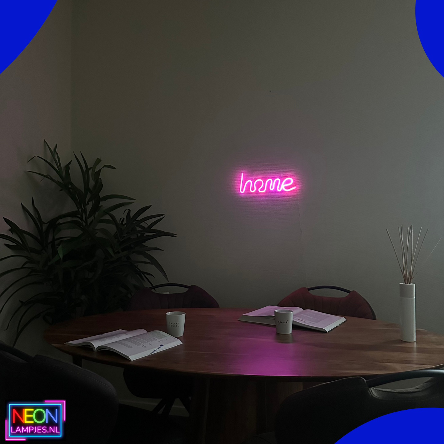 Neon Lamp - Home Roze - Incl. 3 Batterijen - 12 x 34 cm