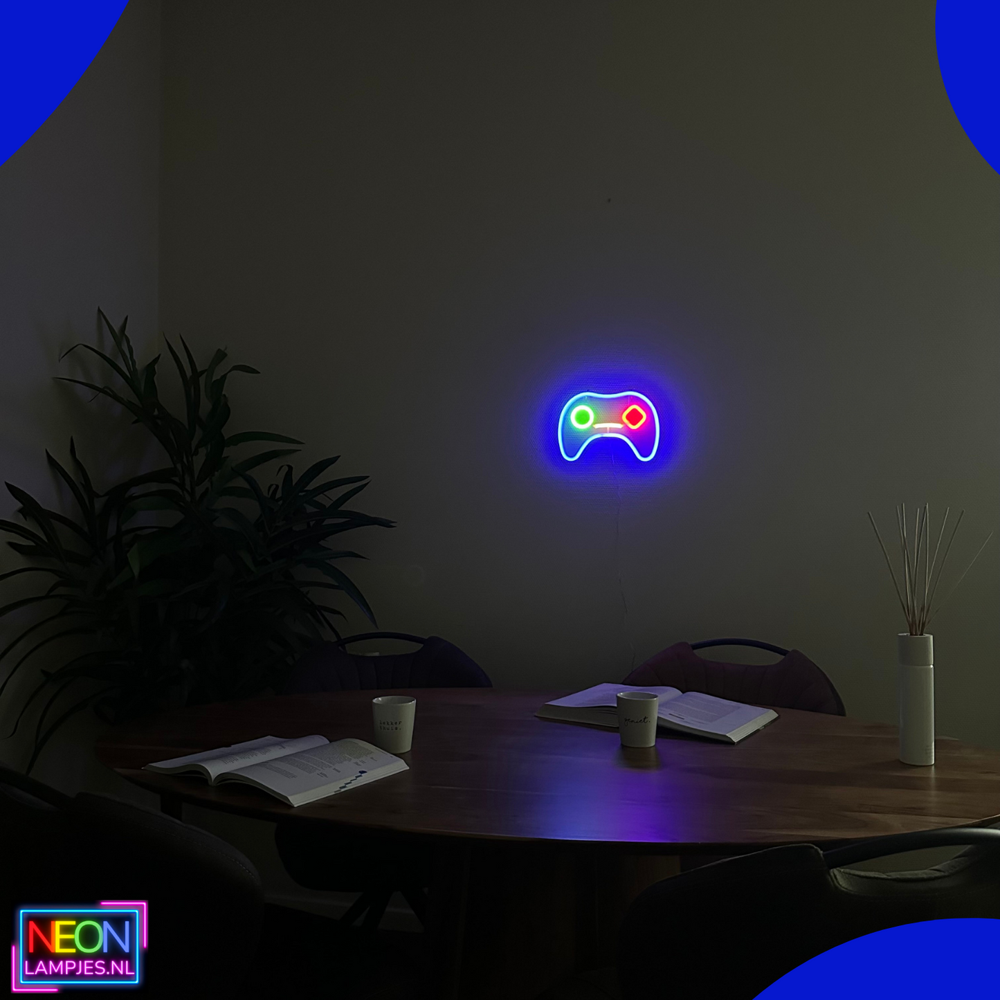 Neon Lamp - Game Controller - Incl. 3 Batterijen - 18 x 28 cm