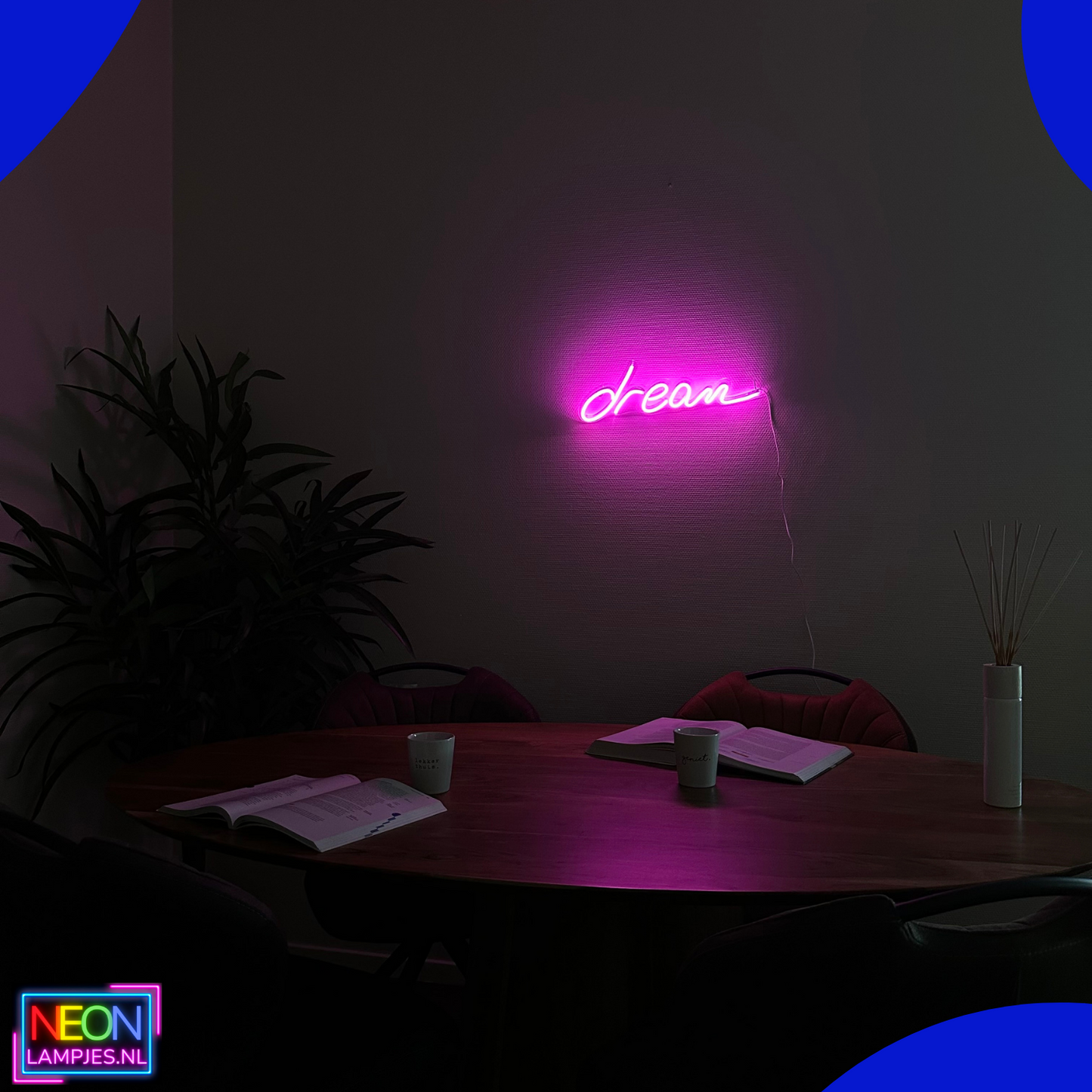 Neon Lamp - Dream Roze - Incl. Ophanghaakjes - Neon Sign - 15 x 46 cm