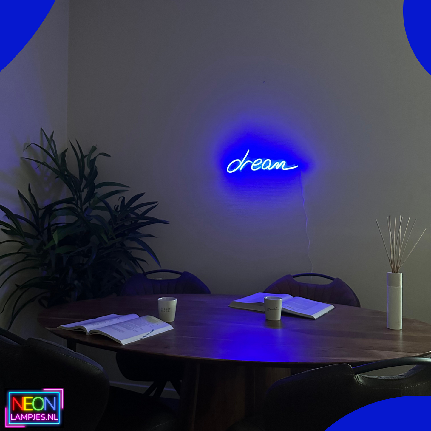 Neon Lamp - Dream Blauw - Incl. Ophanghaakjes - Neon Sign - 15 x 46 cm