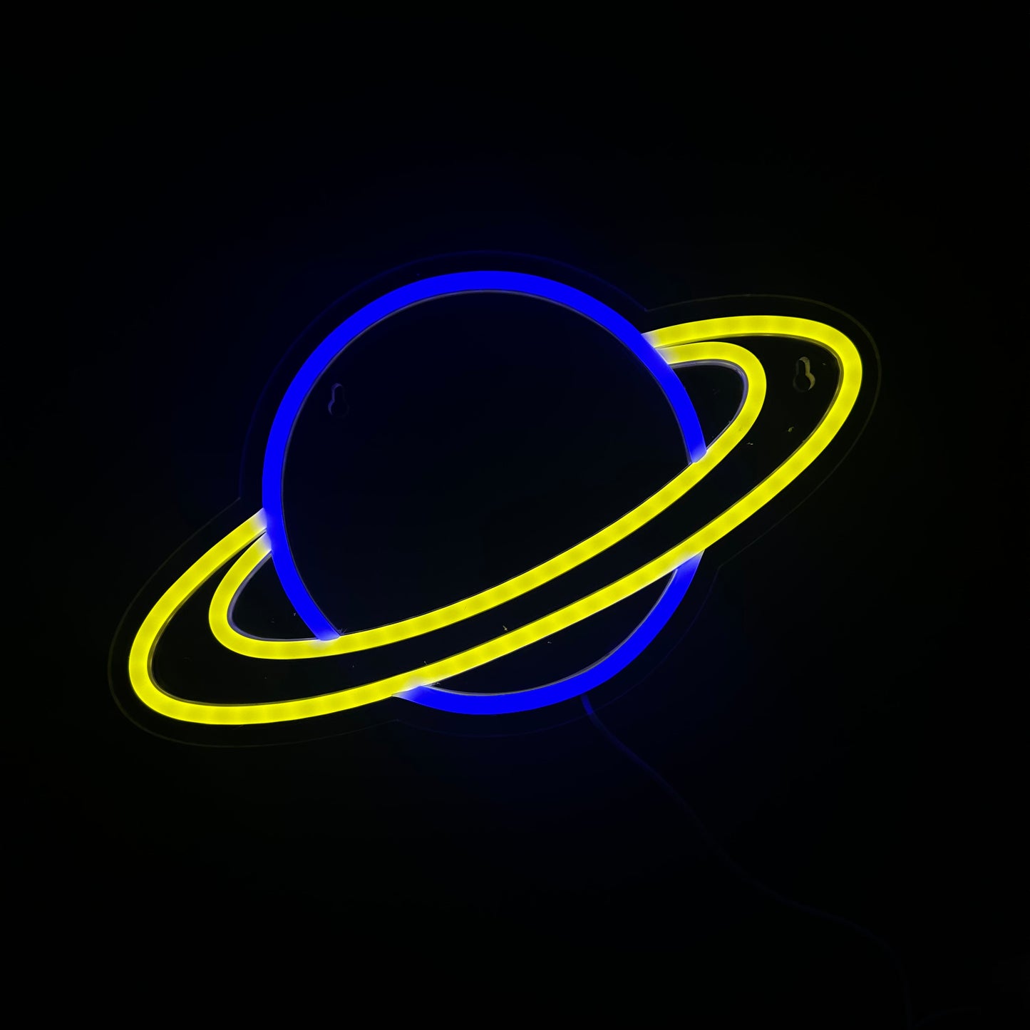 Neon Lamp - Planeet Blauw / Geel - Incl. Ophanghaakjes - Neon Sign - 20 x 34 cm