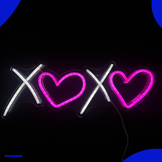 Neon Lamp - XOXO Hartje - Incl. Ophanghaakjes - Neon Sign - 33 x 25 cm